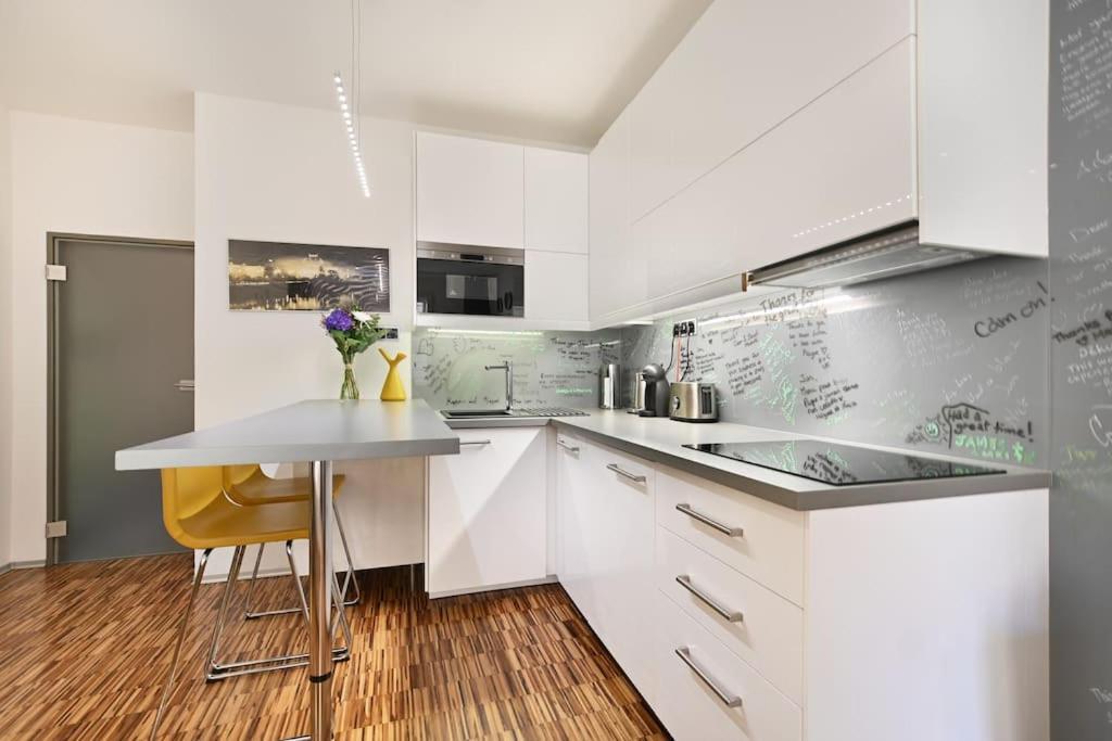 Smart & Luxury Old Town Apartment Praha Eksteriør bilde